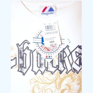 Majestic t shirt size med
